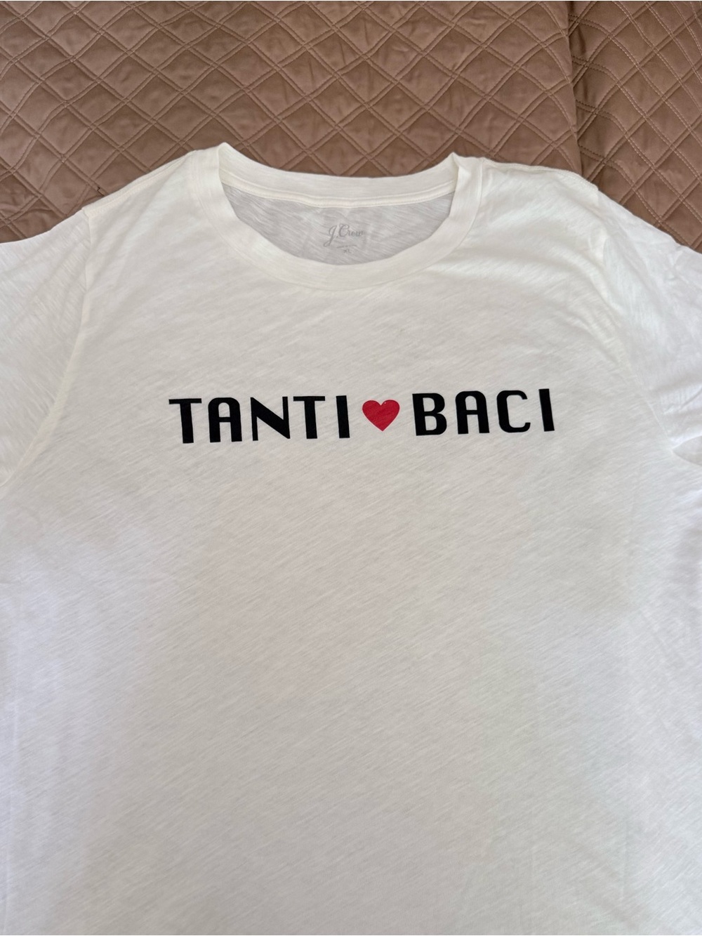 J. Crew Off White Graphic Tee “Tanti Baci” Heart